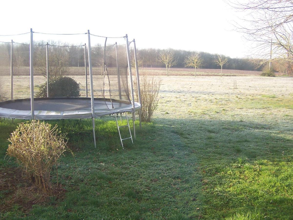 Gite En Forterre Druyes-les-Belles-Fontaines 외부 사진